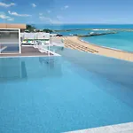 Grifid Encanto מלון 4*