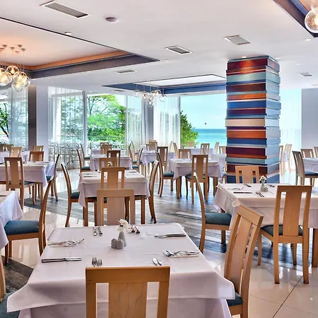 Grifid Encanto Złote Piaski