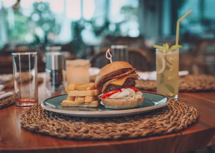 Grifid Encanto מלון