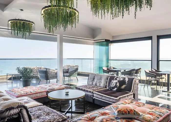 酒店 Grifid Encanto 4*